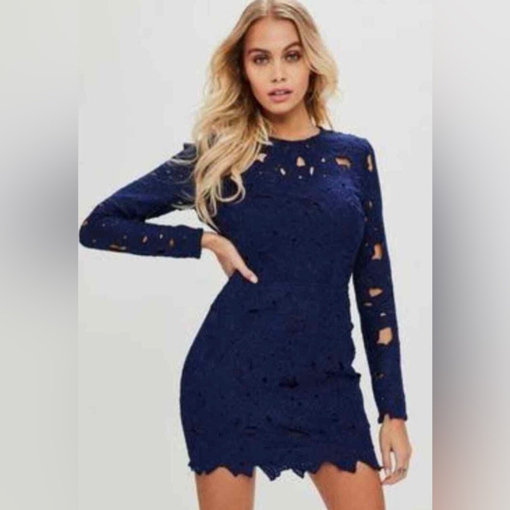 Missguided Long Sleeve Open Back Lace Bodycon Dress NWT